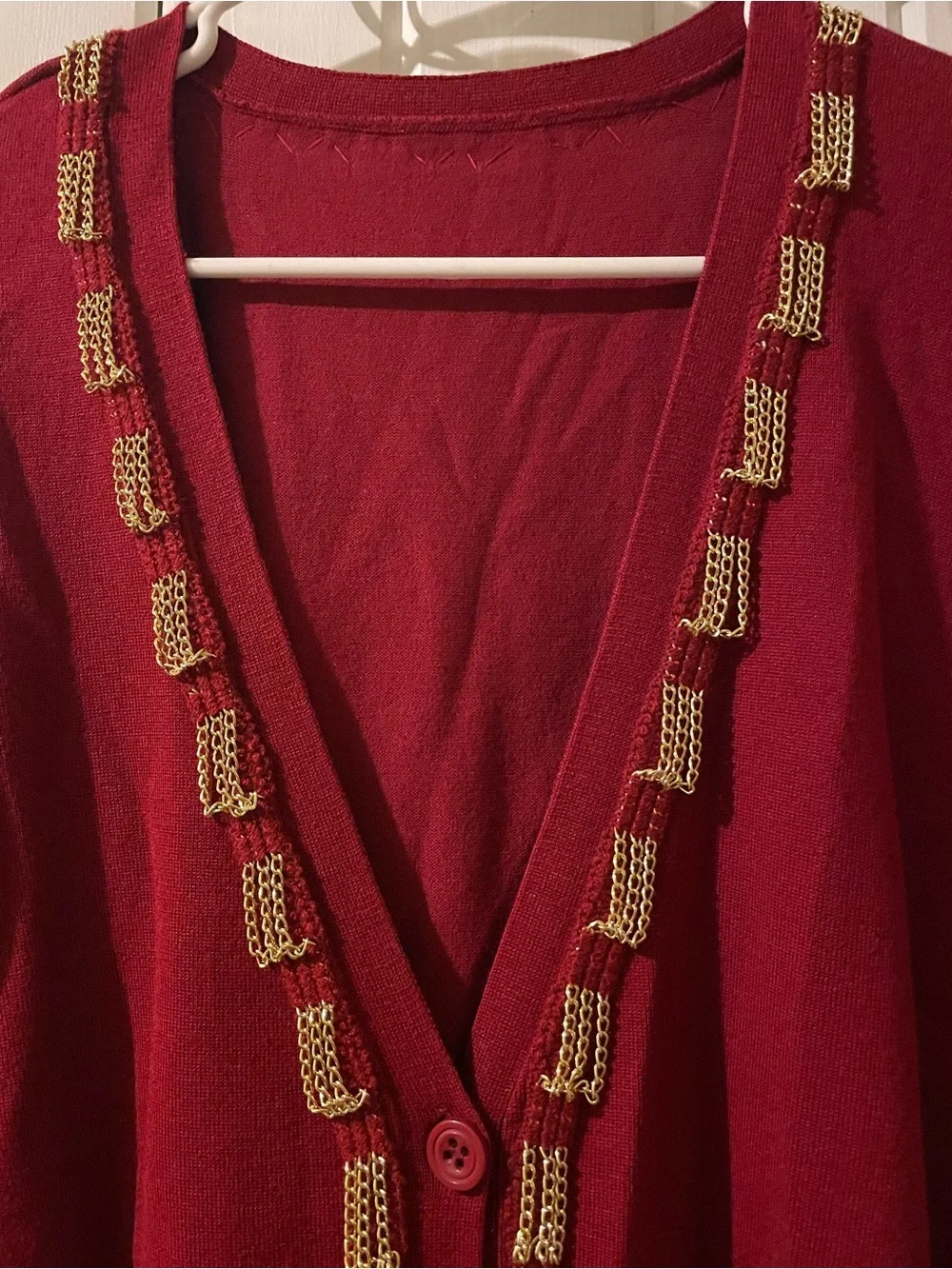 Red gold chain embellished cardigan NWOT but brand and size is missing L/XL??